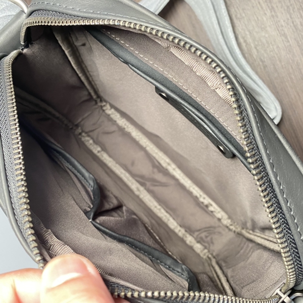 ボッテガヴェネタバッグ角部分ディテール